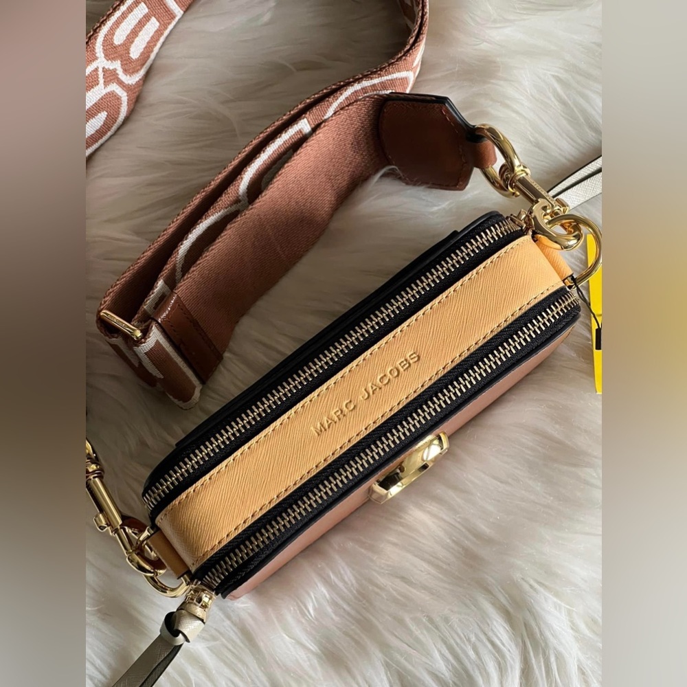 Marc Jacobs The Snapshot - Picture 9 of 16
